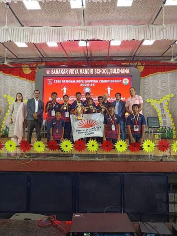 sahakar Vidhya Mandir School in Buldhana Certificate Distribution